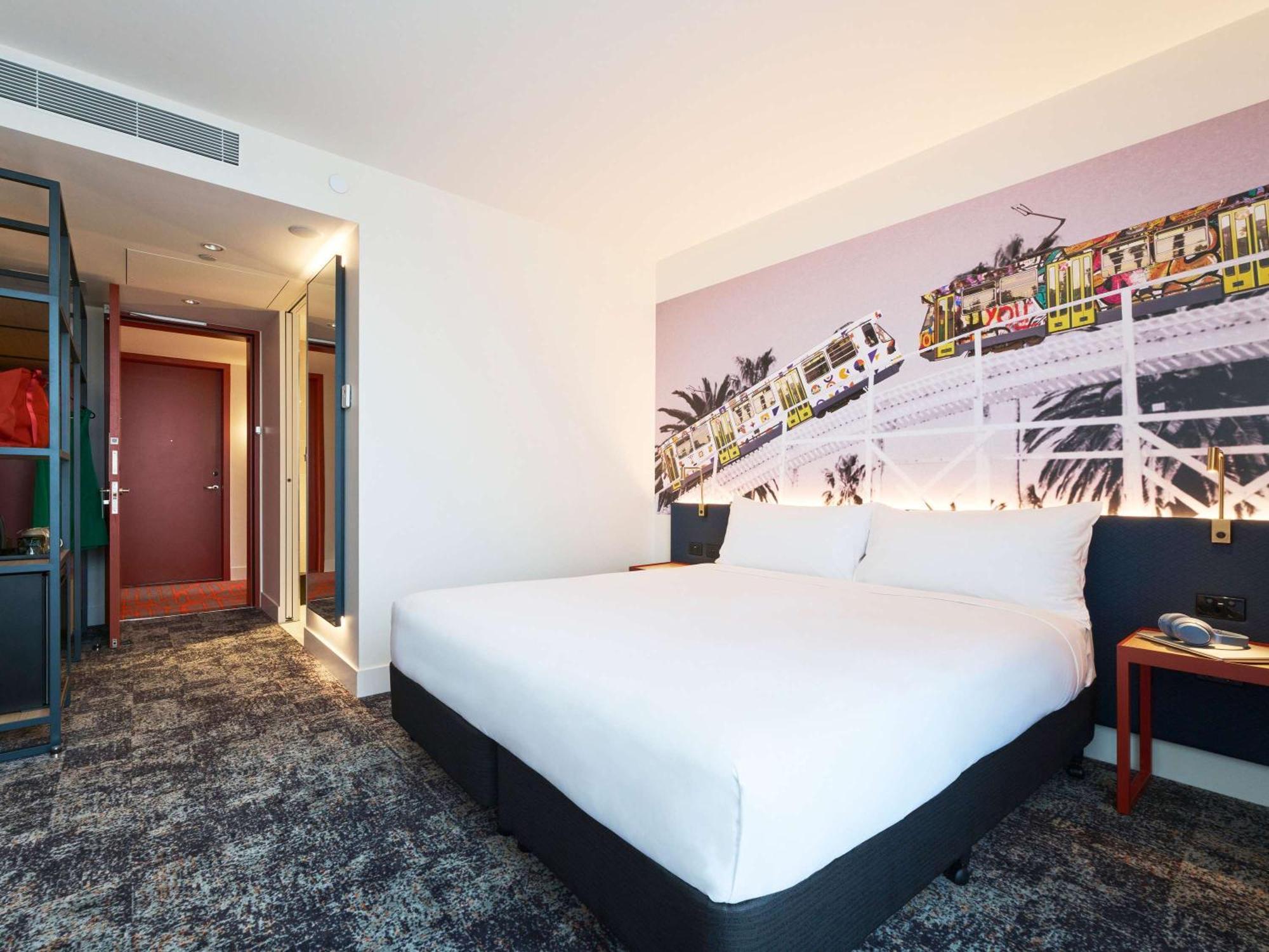 Ibis Styles Melbourne Airport Hotel Exterior photo