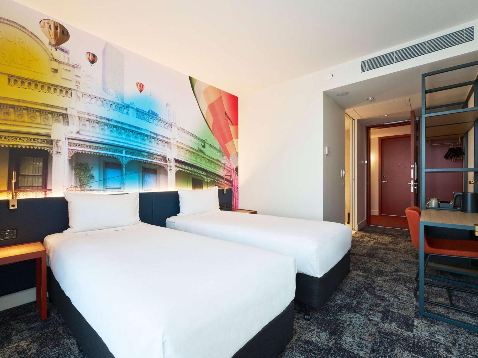 Ibis Styles Melbourne Airport Hotel Exterior photo